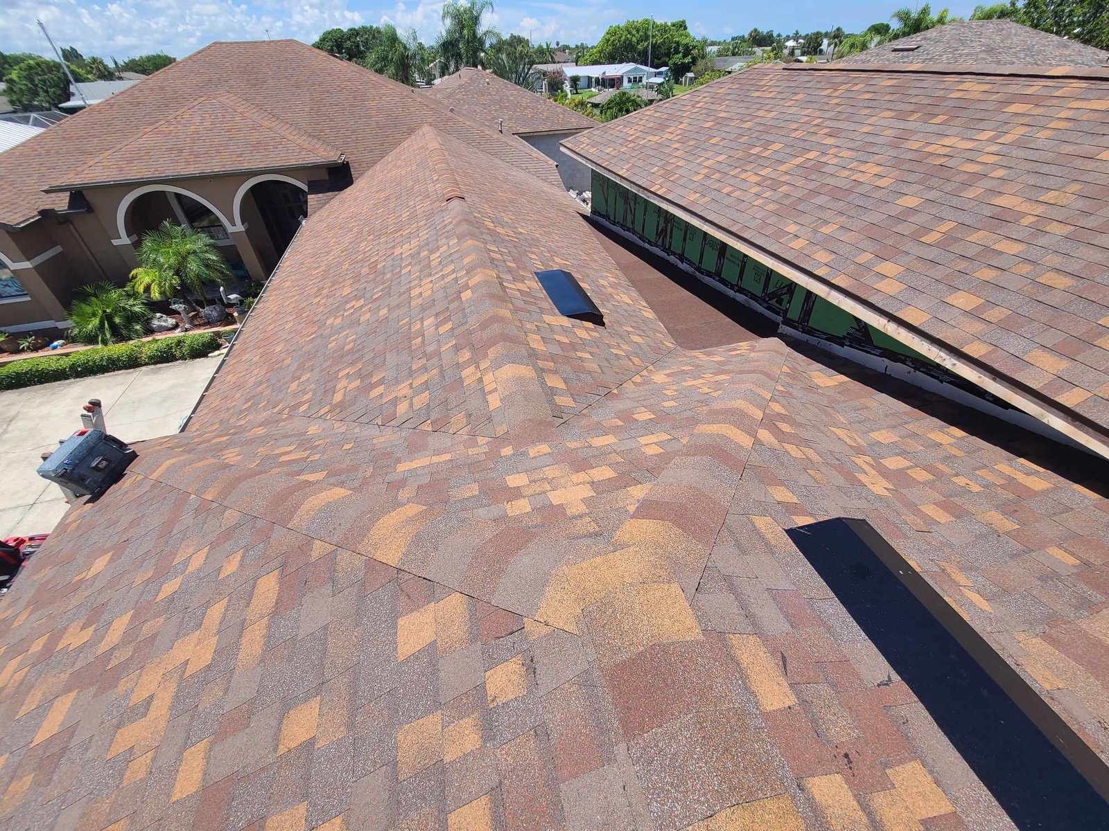 Cruz Roofing INC