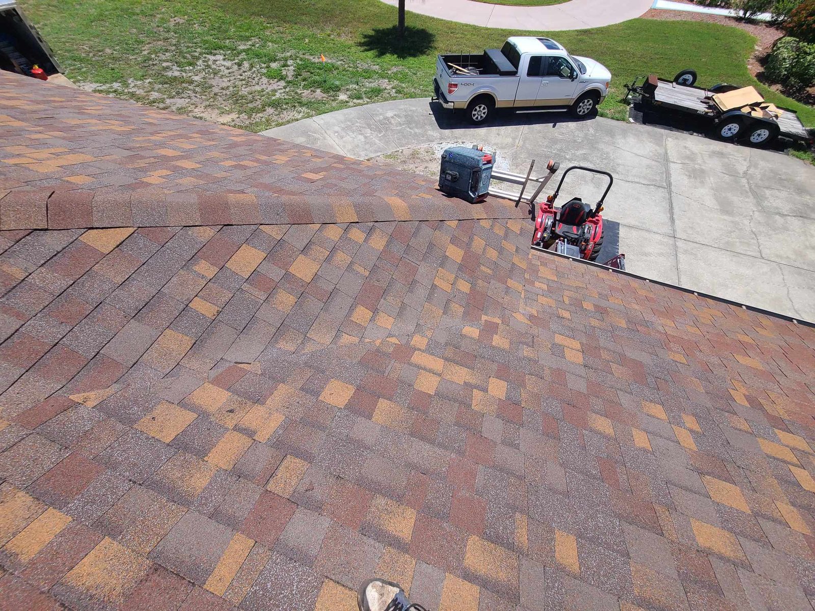 Cruz Roofing INC