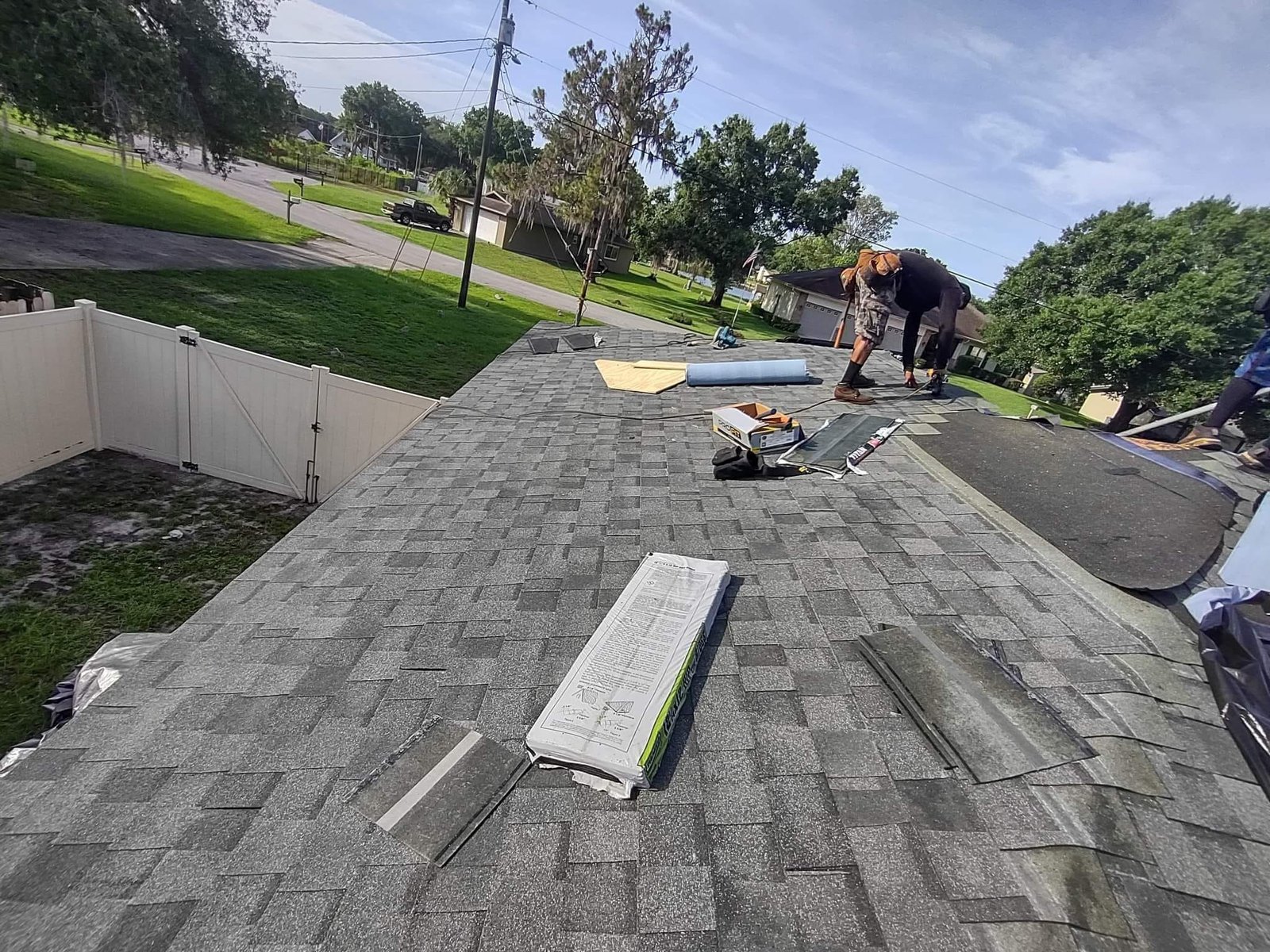 Cruz Roofing INC