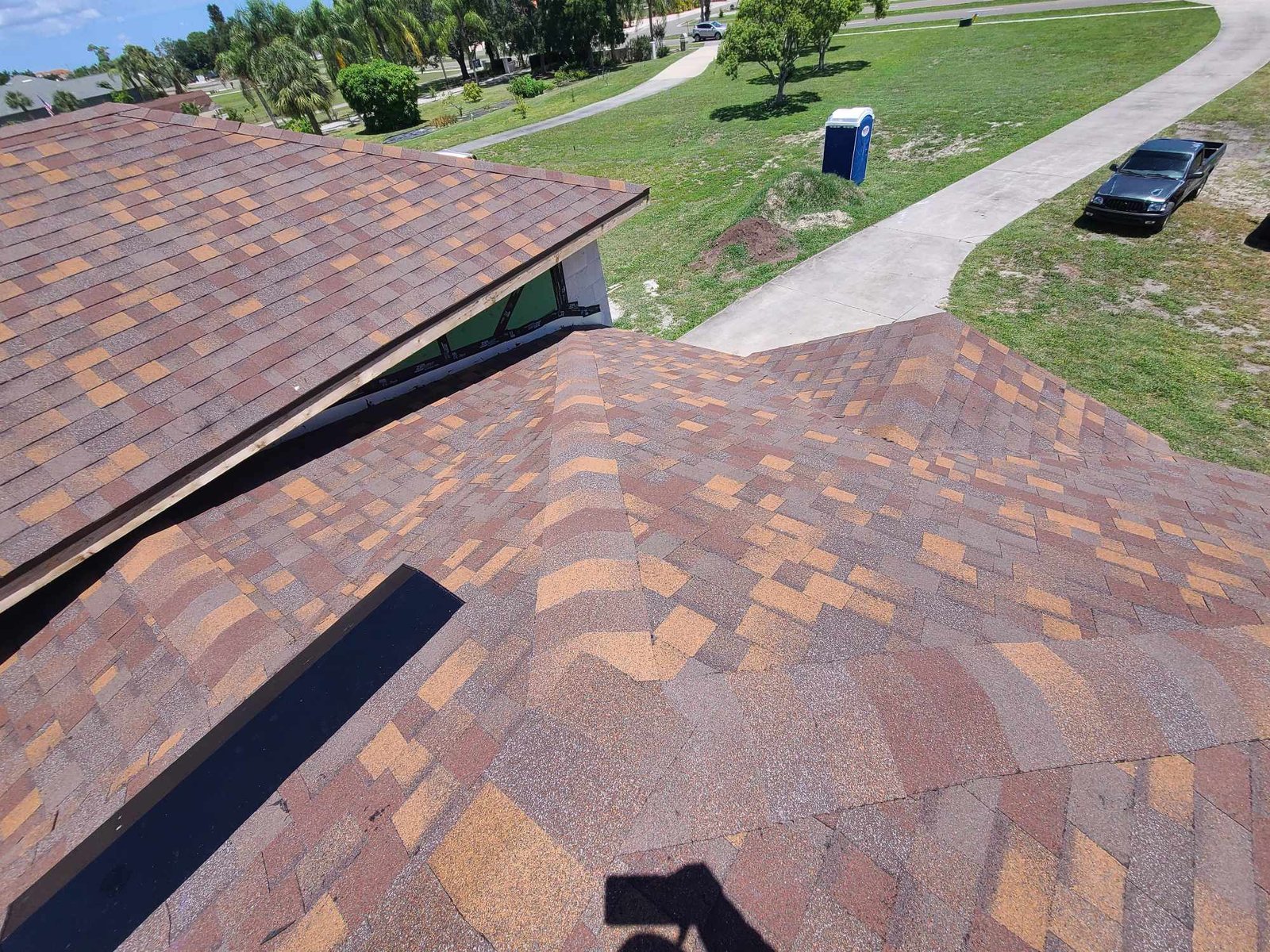 Cruz Roofing INC