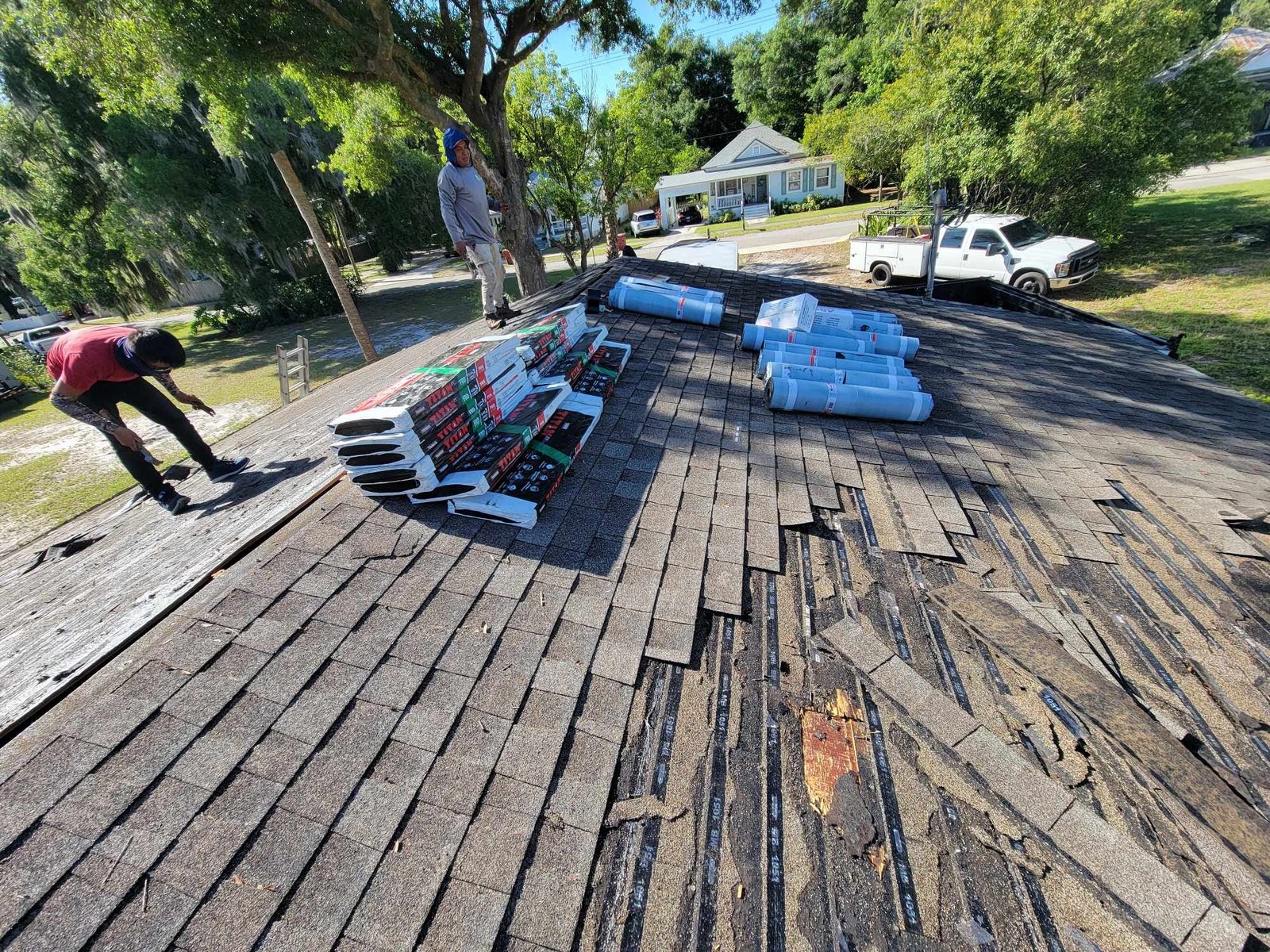 Cruz Roofing INC